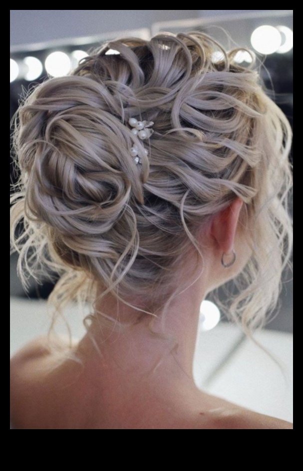 Tangled Up in Blonde A Messy Hairstyle Guide for the Modern Woman 2 Tangled Up in Blonde: Mastering the Art of Messy Hairstyles