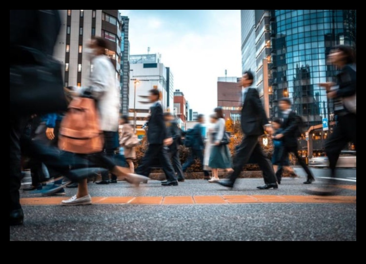 Rise and Thrive: Business Innovation for Success in a Dynamic World