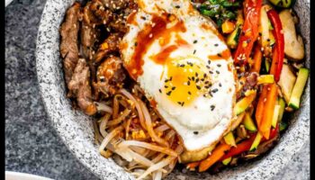 Bibimbap Bliss: Κορεάτικη μαεστρία στο μπολ ρυζιού στο σπίτι