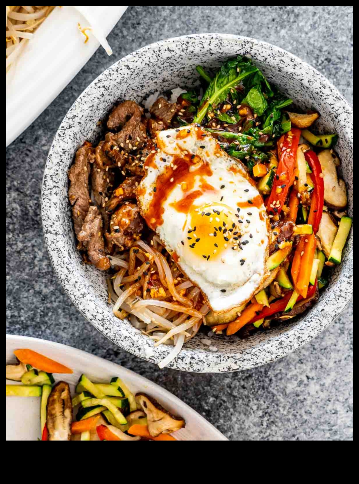 Bibimbap Bliss: Κορεάτικη μαεστρία στο μπολ ρυζιού στο σπίτι