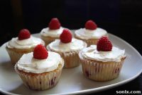 Luscious Raspberry Cupcakes
