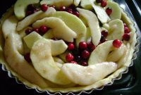 Cranberry Apple Pear Crumble Tart
