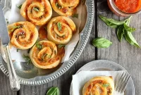 Caprese Pizza Swirls