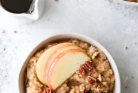 Set-and-Forget Apple Cinnamon Oatmeal Slow Cooker and Instant Pot Recipe