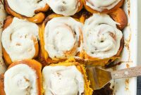 Spiced Pumpkin Swirl Buns