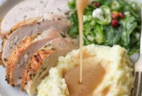 Irresistible Homemade Turkey Gravy