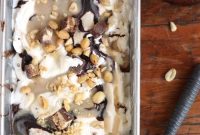 Snickers Bar Ice Cream