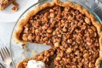 Pecan Praline Pumpkin Pie