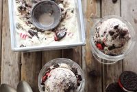 Peppermint Cookie Swirl Ice Cream