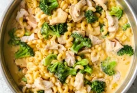 Cheesy Chicken Broccoli Macaroni Bake