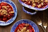 Garden Berry Rhubarb Crumble