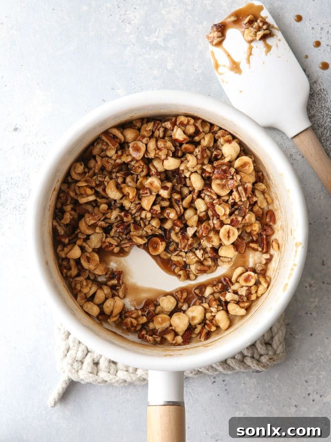 Mixed nut praline