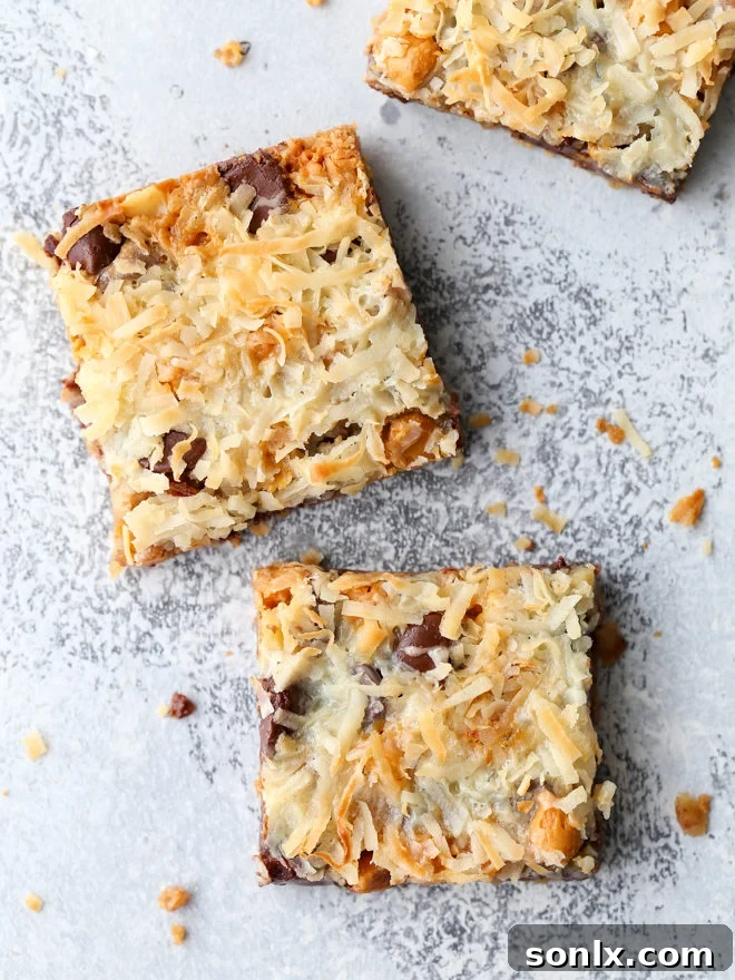 7 ingredients are all you need to make these "magical" cookie bars!
