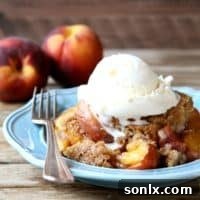 Slow Cooker Peach Cobbler
