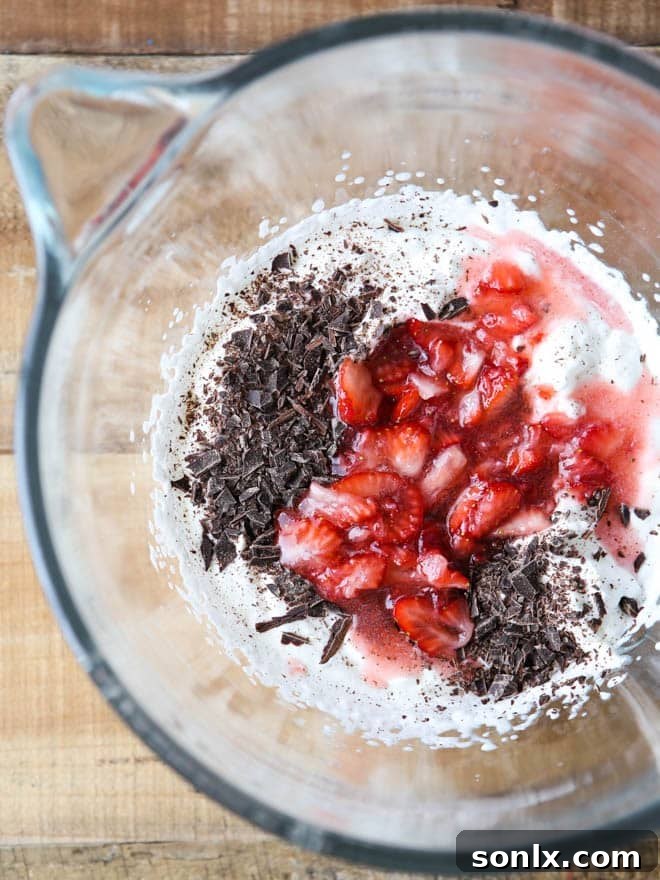 Ingredients for Easy Strawberry Chocolate Fool